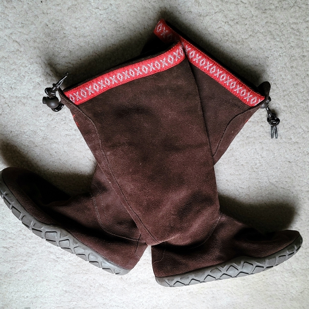 Nike Women's Suede Moccasins Size 7